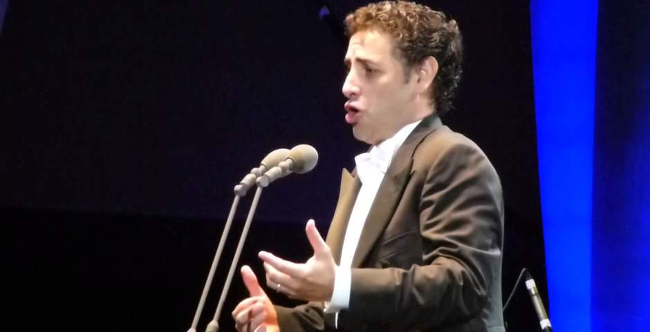 Juan Diego Flórez sings Granada (featured)