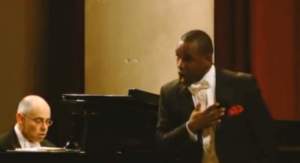Lawrence Brownlee sings "Ah! Mes Amis"