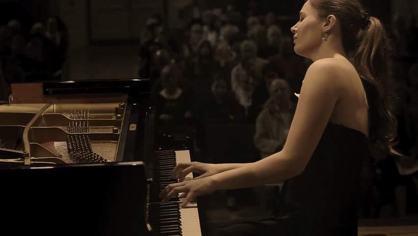 Olga Jegunova plays Chopin's Scherzo No. 2