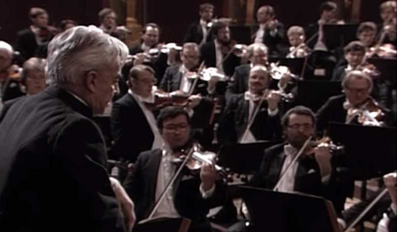 Antonín Dvořák - Symphony No.9  From The New World (Karajan)