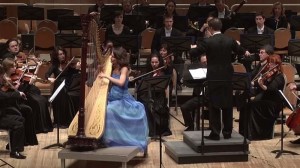 Elizaveta Bushueva plays Glière's harp concerto