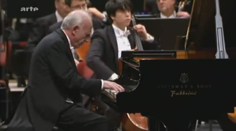 Brahms' Piano Concerto No.1 (Maurizio Pollini)