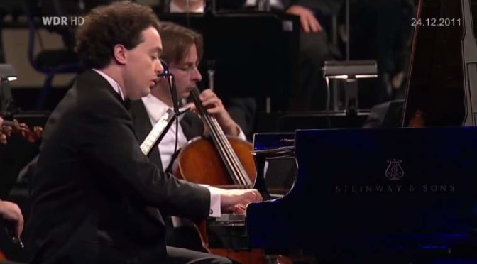 Evgeny Kissin plays Frédéric Chopin's Piano Concerto No. 1