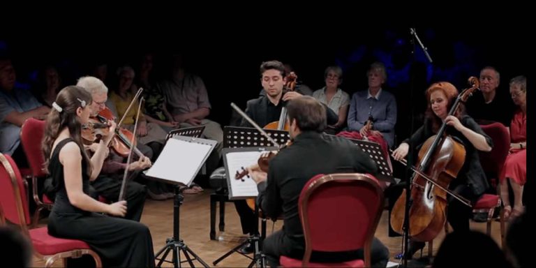Ensemble Deva performs Boccherini Minuet