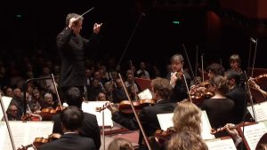 Conducted by Julian Kuerti, the hr-Sinfonieorchester performs Rimsky-Korsakov Scheherazade, Op. 35