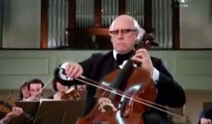 Haydn: Cello Concerto No. 2 (Rostropovich and ASMF)