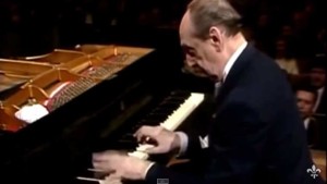 Vladimir Horowitz plays Robert Schumann Kinderszenen