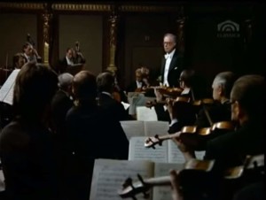 Vienna Philharmonic plays Mozart's Eine kleine Nachtmusik