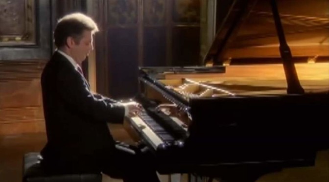 Daniel Barenboim plays Ludwig Beethoven's Piano Sonata No. 21