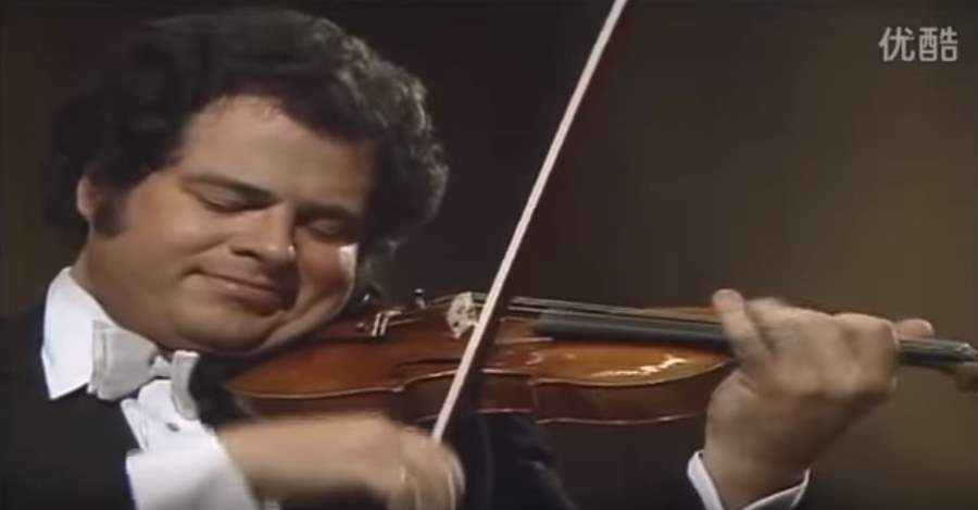 Itzhak Perlman performs Pyotr Ilyich Tchaikovski's Violin Concerto