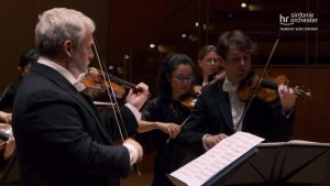 Conducted by Fabio Biondi, the hr-Sinfonieorchester performs Mozart Symphony No. 10