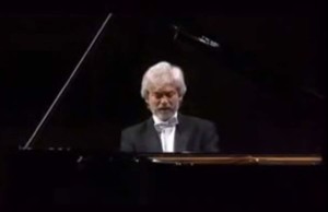 Zimerman plays Ludwig van Beethoven’s Piano Sonata No. 8