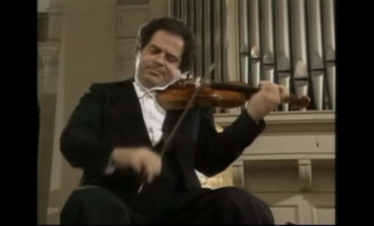 Itzhak Perlman performs Pyotr Ilyich Tchaikovsky's Sérénade mélancolique