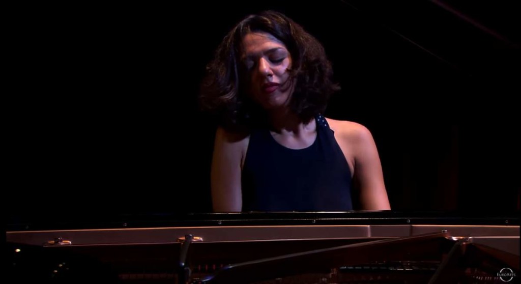 Khatia Buniatishvili plays Mephisto Waltz No. 1