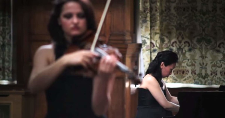 Lana Trotovšek and Yoko Misumi perform Fratres