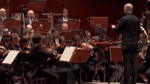 hr-Sinfonieorchester plays Robert Schumann's Overture, Scherzo and Finale