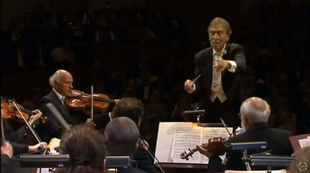 Claudio Abbado and Lucerne Festival Orchestra performs Debussy - La Mer Claudio Abbado and Lucerne Festival Orchestra performs Debussy - La Mer