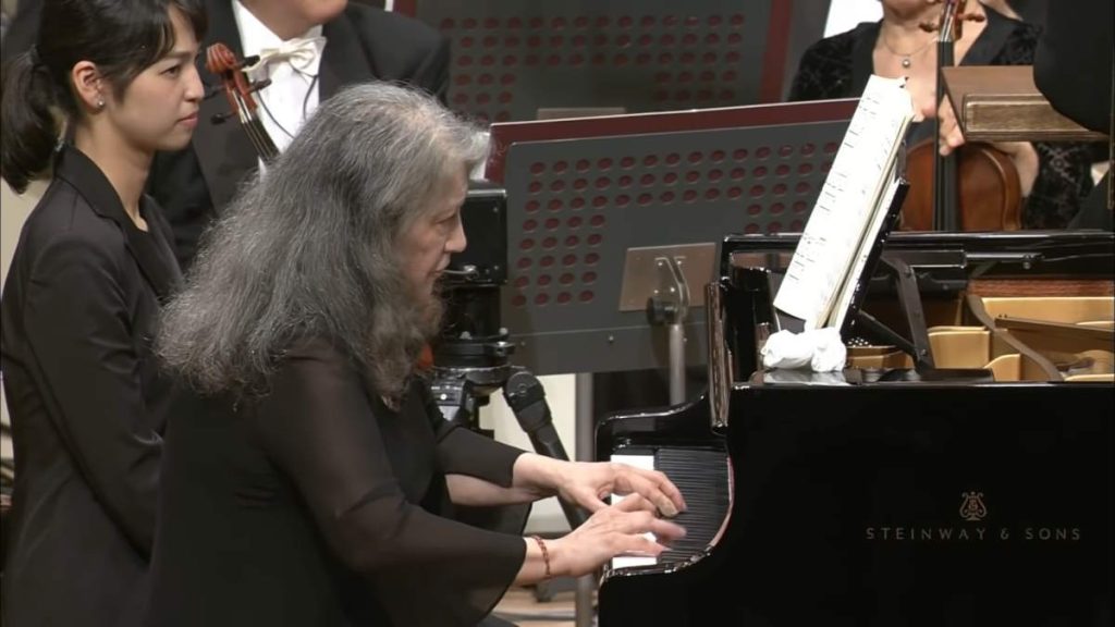 Beethoven: Choral Fantasy [Argerich, Saito Kinen Orchestra]