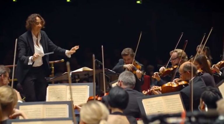 Bizet - L'Arlésienne (Stutzmann)