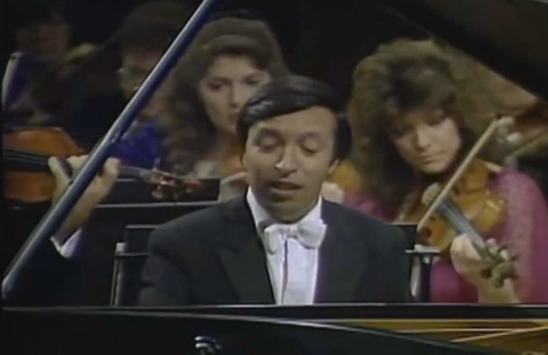 Murray Perahia plays Beethoven's 5 piano concertos