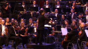 hr-Sinfonieorchester performs Symphonic Dances from "West Side Story"