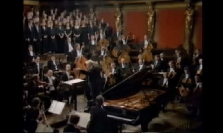 Beethoven - Choral Fantasy (Bernstein)