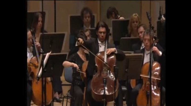 Capuçon performs Robert Schumann's Cello Concerto