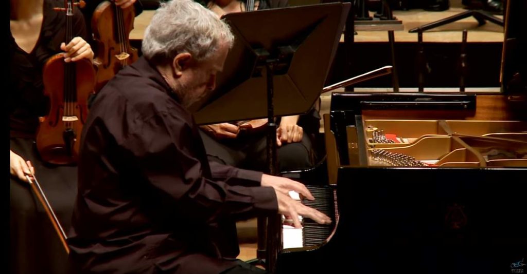 Nelson Freire performs Brahms' Piano Concerto No. 2