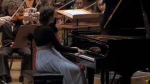 Maja Babyszka performs Gershwin's Rhapsody in Blue