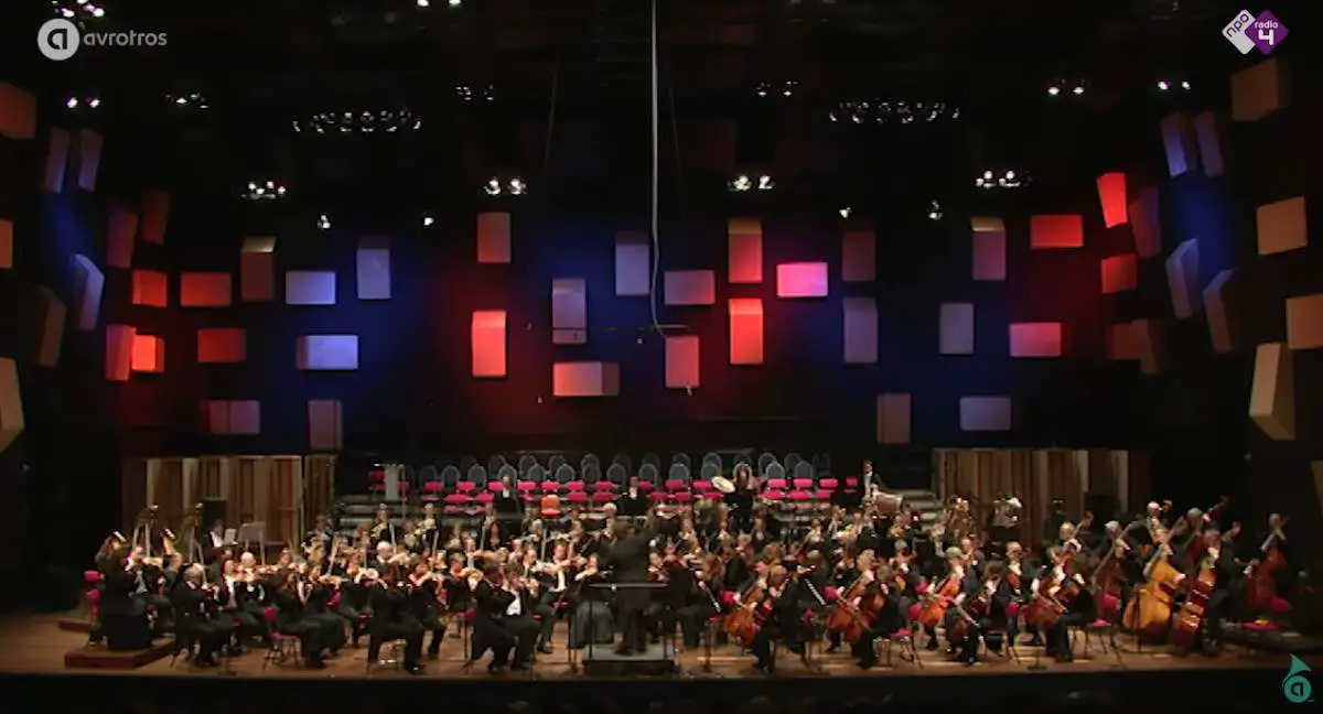 Radio Filharmonisch Orkest performs Strauss Also Sprach Zarathustra