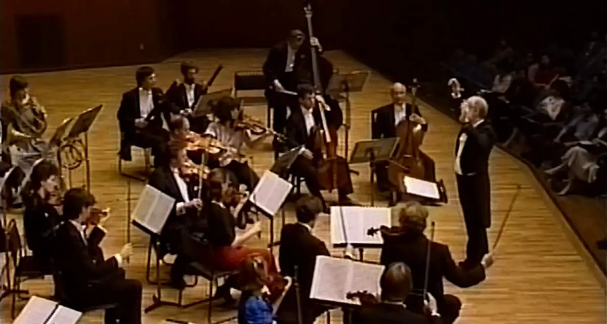 Amsterdam Baroque Orchestra performs Wolfgang Amadeus Mozart’s Symphony No. 30