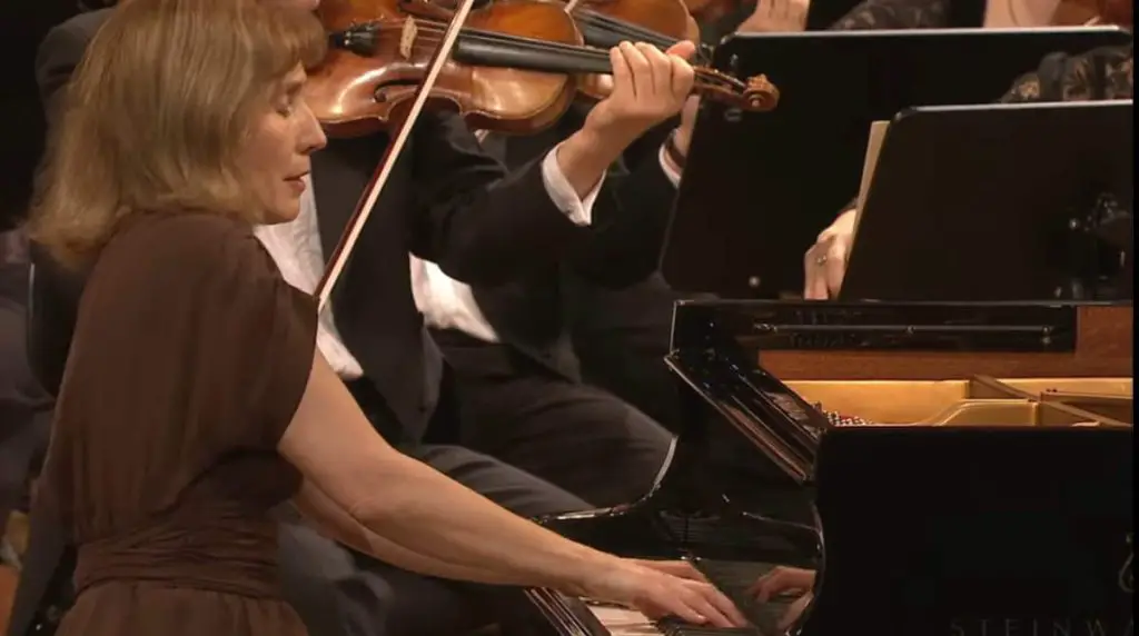 Margarita Höhenrieder performs Ludwig van Beethoven's Piano Concerto No. 1 in C major, Op. 15