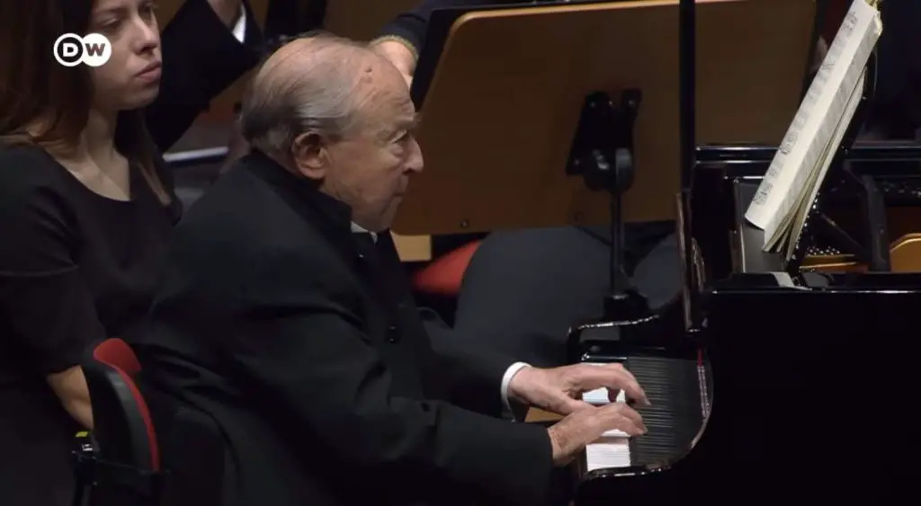 Menahem Pressler performs Mozart Piano Concerto No. 23