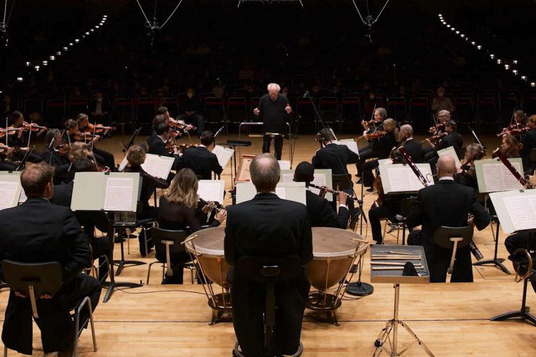Mozart Symphony No. 38 hr-Sinfonieorchester