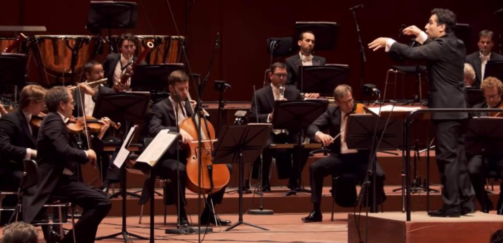 Mozart: Symphony No. 39 hr-Sinfonieorchester