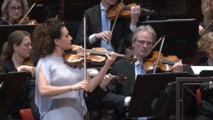 iza Ferschtman performs the popular Ralph Vaughn Williams masterpiece The Lark Ascending