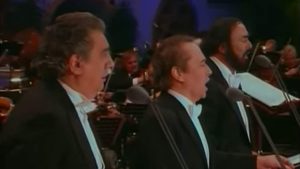 Three Tenors (Luciano Pavarotti, José Carreras, and Plácido Domingo) sing Franz Schubert Ständchen (Serenade)