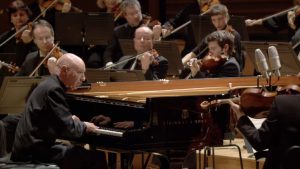 Mozart: Piano Concerto No. 12 [Christoph Eschenbach]