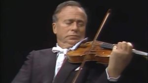 Henryk Szeryng performs Beethoven Violin Concerto