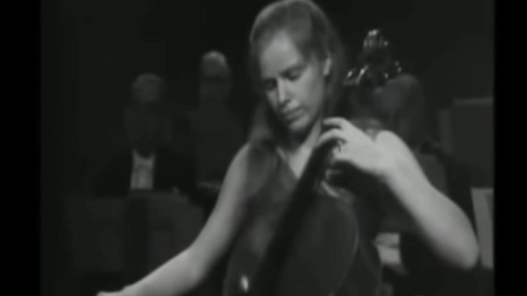 Jacqueline du Pré performs Elgar Cello Concerto
