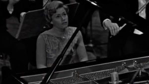 Liv Glaser performs Edward Grieg's Piano Concerto [1961]