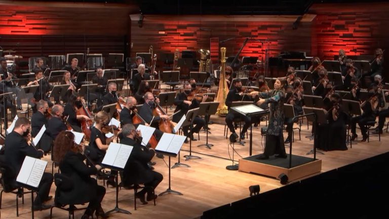 Conducted by Dalia Stasevska, the Orchestre National de France performs Pavane pour une infante défunte (Pavane for a Dead Princess), originally a work for solo piano by Maurice Ravel