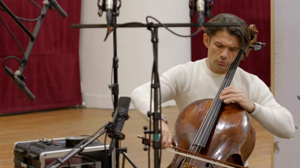 Accompanied by pianist Jérôme Ducros, Gautier Capuçon plays Sicilienne, Op. 78, a short work by Gabriel Fauré, composed in 1893.