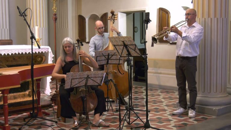 Accompanied by the Camerata Estense Baroque Orchestra, Michele Santi performs Händel Trumpet Suite in D Major, HWV 341