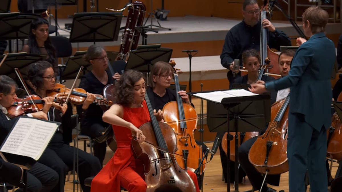Tchaikovsky: Variations on a Rococo Theme [Anastasia Kobekina, hr ...