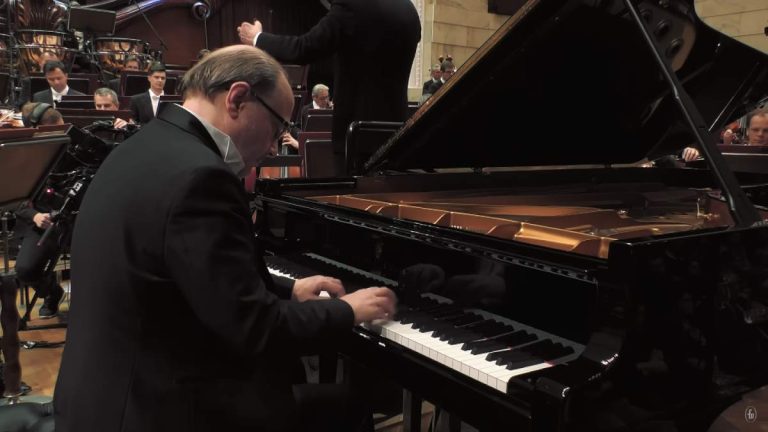 Marc-André Hamelin performs Johannes Brahms Piano Concerto No. 2 in B-flat major, Op. 83